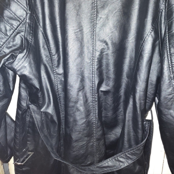 NWT Faux leather coat (looks real!!), size 5x (fits like 3x tho) - Picture 7 of 12